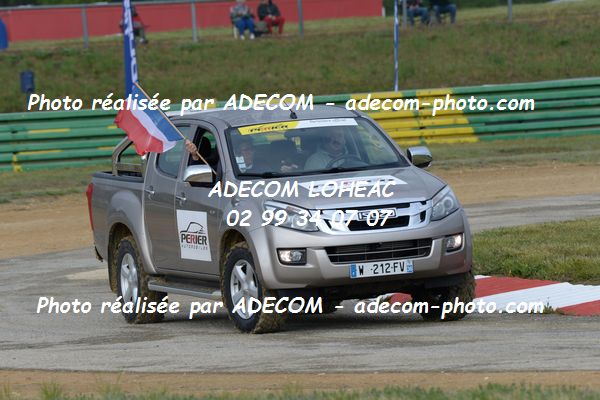 http://v2.adecom-photo.com/images//1.RALLYCROSS/2019/RALLYCROSS_CHATEAUROUX_2019/AMBIANCE_DIVERS/38A_0880.JPG