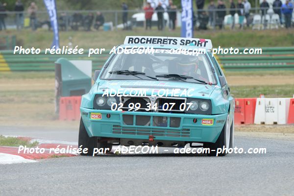 http://v2.adecom-photo.com/images//1.RALLYCROSS/2019/RALLYCROSS_CHATEAUROUX_2019/LEGENDE_SHOW/CAMERINO_Dominique/38A_2954.JPG