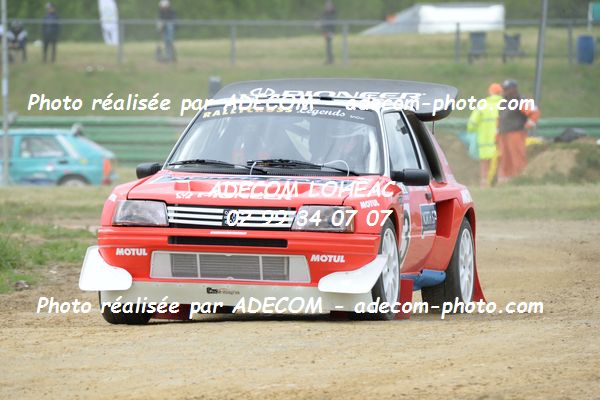 http://v2.adecom-photo.com/images//1.RALLYCROSS/2019/RALLYCROSS_CHATEAUROUX_2019/LEGENDE_SHOW/TOLLEMER_Philippe/38A_2934.JPG