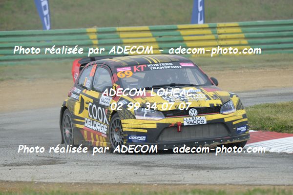 http://v2.adecom-photo.com/images//1.RALLYCROSS/2019/RALLYCROSS_CHATEAUROUX_2019/SUPER_CAR/COOX_Jochen/38A_1446.JPG