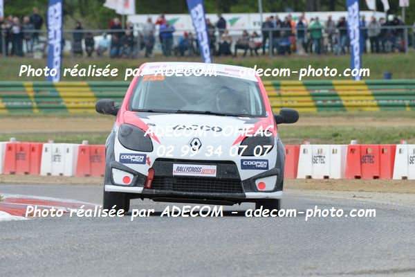 http://v2.adecom-photo.com/images//1.RALLYCROSS/2019/RALLYCROSS_CHATEAUROUX_2019/TWINGO/DANVEAU_Chloe/38A_2500.JPG