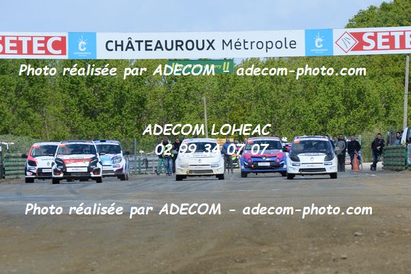 http://v2.adecom-photo.com/images//1.RALLYCROSS/2019/RALLYCROSS_CHATEAUROUX_2019/TWINGO/DELAUNAY_Audrey/38A_5134.JPG