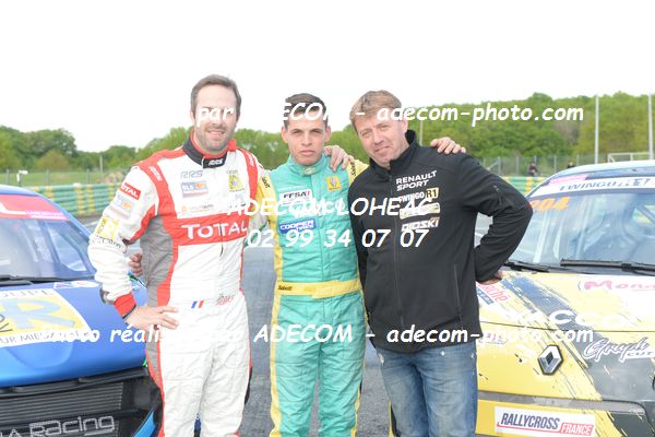 http://v2.adecom-photo.com/images//1.RALLYCROSS/2019/RALLYCROSS_CHATEAUROUX_2019/TWINGO/DUFAS_Dylan/38A_0845.JPG
