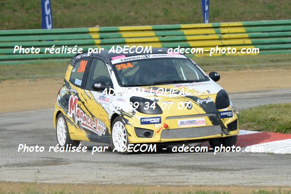 http://v2.adecom-photo.com/images//1.RALLYCROSS/2019/RALLYCROSS_CHATEAUROUX_2019/TWINGO/DUFAS_Dylan/38A_1191.JPG