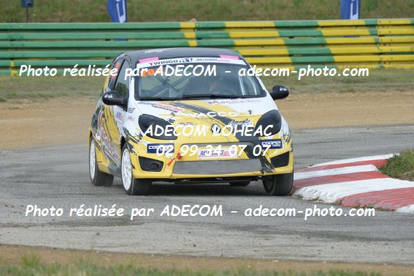 http://v2.adecom-photo.com/images//1.RALLYCROSS/2019/RALLYCROSS_CHATEAUROUX_2019/TWINGO/DUFAS_Dylan/38A_1220.JPG