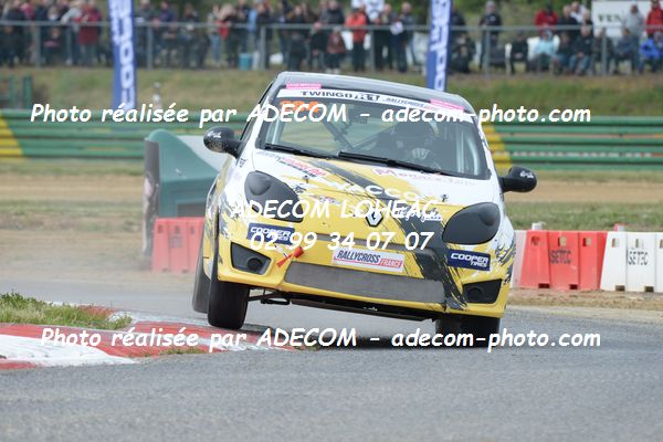 http://v2.adecom-photo.com/images//1.RALLYCROSS/2019/RALLYCROSS_CHATEAUROUX_2019/TWINGO/DUFAS_Dylan/38A_2625.JPG