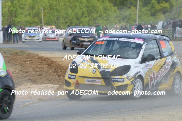 http://v2.adecom-photo.com/images//1.RALLYCROSS/2019/RALLYCROSS_CHATEAUROUX_2019/TWINGO/DUFAS_Dylan/38A_4900.JPG
