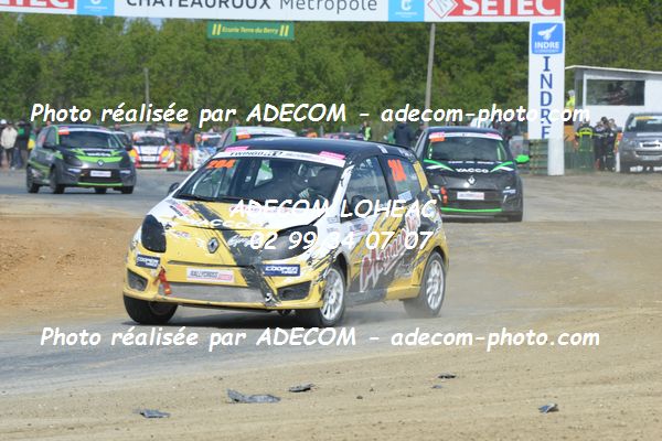 http://v2.adecom-photo.com/images//1.RALLYCROSS/2019/RALLYCROSS_CHATEAUROUX_2019/TWINGO/DUFAS_Dylan/38A_5243.JPG