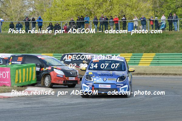 http://v2.adecom-photo.com/images//1.RALLYCROSS/2019/RALLYCROSS_CHATEAUROUX_2019/TWINGO/JAN_Clement/38A_3855.JPG
