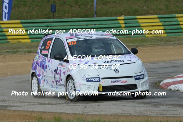 http://v2.adecom-photo.com/images//1.RALLYCROSS/2019/RALLYCROSS_CHATEAUROUX_2019/TWINGO/LEFRANCOIS_Melanie/38A_1186.JPG