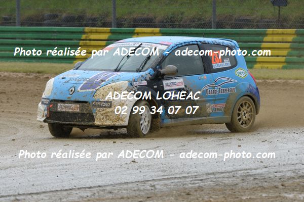 http://v2.adecom-photo.com/images//1.RALLYCROSS/2019/RALLYCROSS_CHATEAUROUX_2019/TWINGO/LEGAILLARD_Quentin/38A_3142.JPG