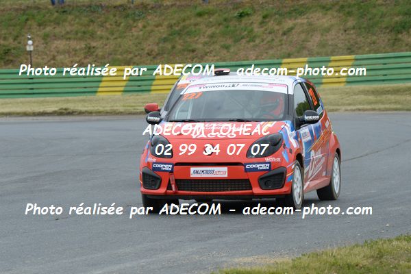 http://v2.adecom-photo.com/images//1.RALLYCROSS/2019/RALLYCROSS_CHATEAUROUX_2019/TWINGO/LE_BOUDOUIL_Arthur/38A_1910.JPG