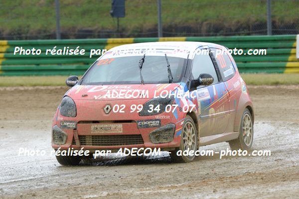 http://v2.adecom-photo.com/images//1.RALLYCROSS/2019/RALLYCROSS_CHATEAUROUX_2019/TWINGO/LE_BOUDOUIL_Arthur/38A_3159.JPG