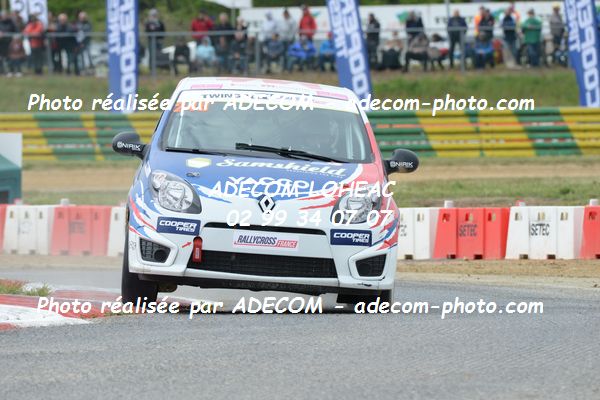 http://v2.adecom-photo.com/images//1.RALLYCROSS/2019/RALLYCROSS_CHATEAUROUX_2019/TWINGO/MALOIGNE_Edgar/38A_2607.JPG