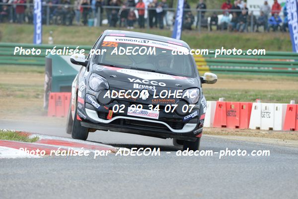 http://v2.adecom-photo.com/images//1.RALLYCROSS/2019/RALLYCROSS_CHATEAUROUX_2019/TWINGO/MASSELIN_Romain/38A_2627.JPG