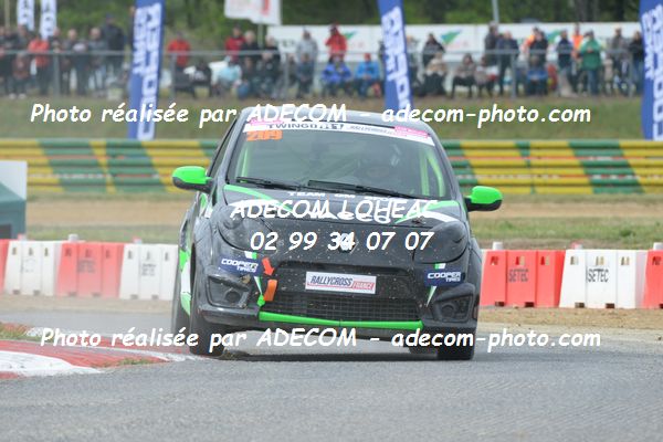 http://v2.adecom-photo.com/images//1.RALLYCROSS/2019/RALLYCROSS_CHATEAUROUX_2019/TWINGO/MOEAU_Matthieu/38A_2549.JPG