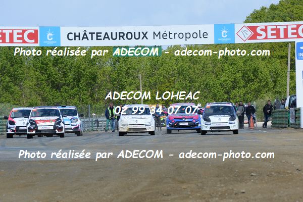 http://v2.adecom-photo.com/images//1.RALLYCROSS/2019/RALLYCROSS_CHATEAUROUX_2019/TWINGO/POTTIER_Alizee/38A_5135.JPG