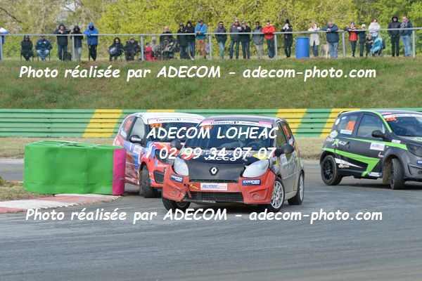 http://v2.adecom-photo.com/images//1.RALLYCROSS/2019/RALLYCROSS_CHATEAUROUX_2019/TWINGO/RESTELLINI_Alexandre/38A_3861.JPG