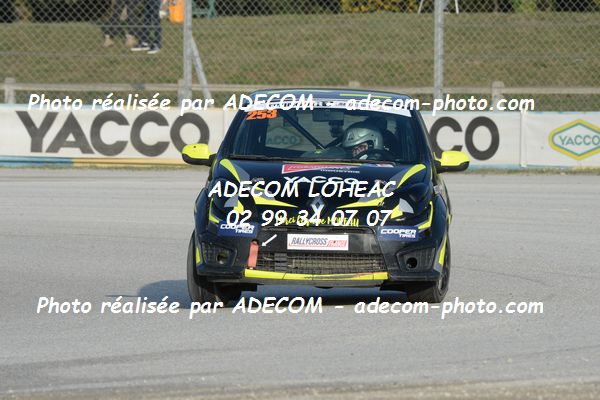 http://v2.adecom-photo.com/images//1.RALLYCROSS/2019/RALLYCROSS_DREUX_2019/TWINGO_CUP/MORIN_Maxime/72A_5363.JPG