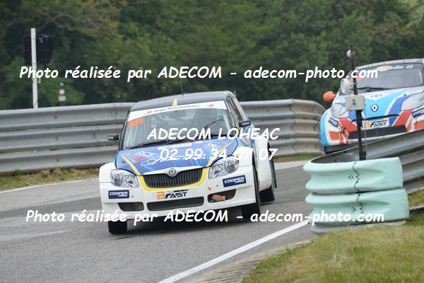 http://v2.adecom-photo.com/images//1.RALLYCROSS/2019/RALLYCROSS_ESSAY_2019/SUPER_1600/JAGU_Yvonnick/40A_3880.JPG