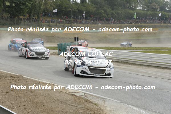 http://v2.adecom-photo.com/images//1.RALLYCROSS/2019/RALLYCROSS_ESSAY_2019/SUPER_CAR/DUVAL_Francois/40A_5791.JPG