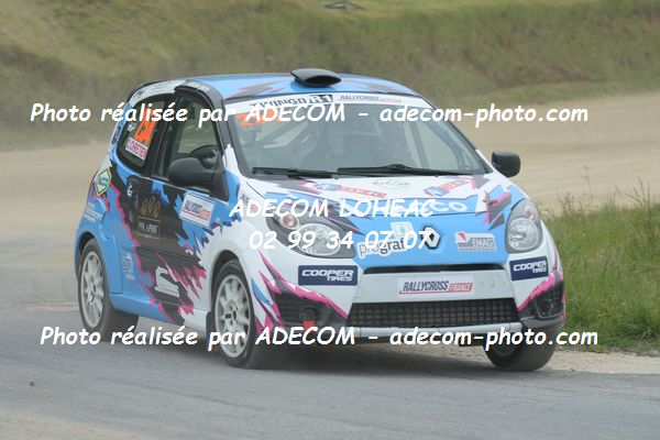 http://v2.adecom-photo.com/images//1.RALLYCROSS/2019/RALLYCROSS_ESSAY_2019/TWINGO/CHRETIEN_Constance/40A_1868.JPG