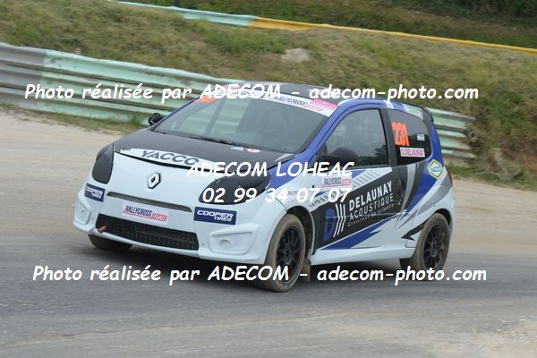 http://v2.adecom-photo.com/images//1.RALLYCROSS/2019/RALLYCROSS_ESSAY_2019/TWINGO/DELAUNAY_Olympe/40A_1268.JPG