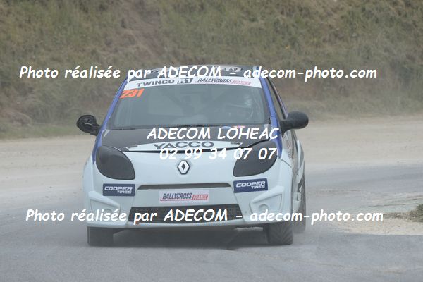 http://v2.adecom-photo.com/images//1.RALLYCROSS/2019/RALLYCROSS_ESSAY_2019/TWINGO/DELAUNAY_Olympe/40A_3022.JPG