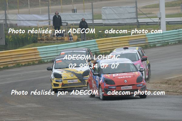 http://v2.adecom-photo.com/images//1.RALLYCROSS/2019/RALLYCROSS_ESSAY_2019/TWINGO/DUFAS_Bryan/40A_5166.JPG