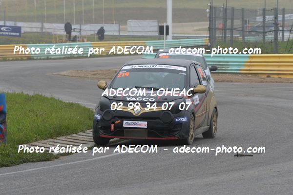 http://v2.adecom-photo.com/images//1.RALLYCROSS/2019/RALLYCROSS_ESSAY_2019/TWINGO/GAUTHIER_Brandon/40A_4699.JPG