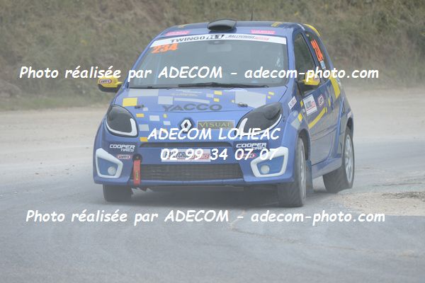 http://v2.adecom-photo.com/images//1.RALLYCROSS/2019/RALLYCROSS_ESSAY_2019/TWINGO/JAN_Clement/40A_3036.JPG