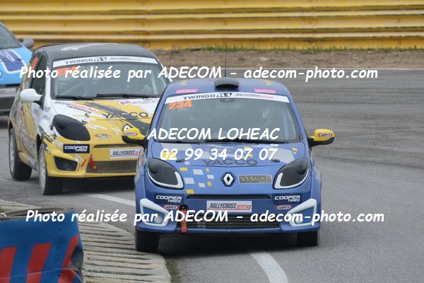 http://v2.adecom-photo.com/images//1.RALLYCROSS/2019/RALLYCROSS_ESSAY_2019/TWINGO/JAN_Clement/40A_5222.JPG