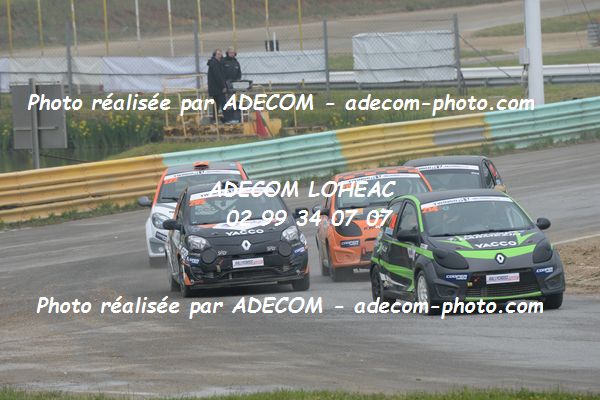 http://v2.adecom-photo.com/images//1.RALLYCROSS/2019/RALLYCROSS_ESSAY_2019/TWINGO/LORTIE_Christophe/40A_5202.JPG