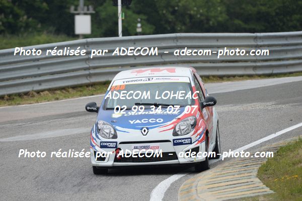 http://v2.adecom-photo.com/images//1.RALLYCROSS/2019/RALLYCROSS_ESSAY_2019/TWINGO/MALOIGNE_Edgar/40A_3622.JPG