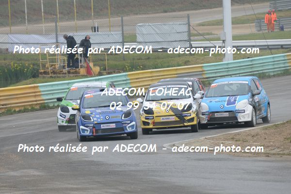 http://v2.adecom-photo.com/images//1.RALLYCROSS/2019/RALLYCROSS_ESSAY_2019/TWINGO/MASSELIN_Romain/40A_5211.JPG