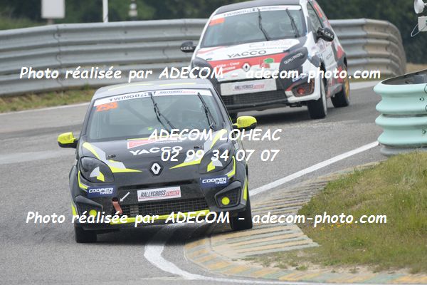 http://v2.adecom-photo.com/images//1.RALLYCROSS/2019/RALLYCROSS_ESSAY_2019/TWINGO/MORIN_Maxime/40A_3693.JPG