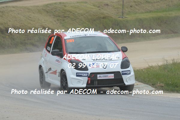 http://v2.adecom-photo.com/images//1.RALLYCROSS/2019/RALLYCROSS_ESSAY_2019/TWINGO/PIMONT_Mederic/40A_1982.JPG