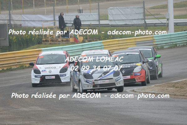 http://v2.adecom-photo.com/images//1.RALLYCROSS/2019/RALLYCROSS_ESSAY_2019/TWINGO/RESTELLINI_Guillaume/40A_5181.JPG