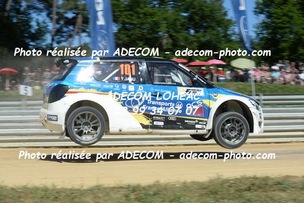 http://v2.adecom-photo.com/images//1.RALLYCROSS/2019/RALLYCROSS_FALEYRAS_2019/SUPER_1600/JAGU_Yvonnick/46A_2441.JPG