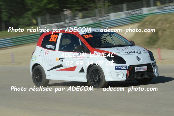 http://v2.adecom-photo.com/images//1.RALLYCROSS/2019/RALLYCROSS_FALEYRAS_2019/TWINGO/AUDION_Maxime/46A_0279.JPG