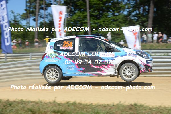 http://v2.adecom-photo.com/images//1.RALLYCROSS/2019/RALLYCROSS_FALEYRAS_2019/TWINGO/CHRETIEN_Constance/46A_2175.JPG