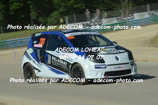 http://v2.adecom-photo.com/images//1.RALLYCROSS/2019/RALLYCROSS_FALEYRAS_2019/TWINGO/DELAUNAY_Olympe/46A_0266.JPG