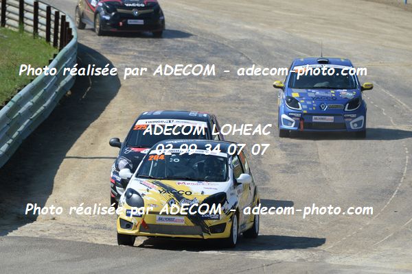 http://v2.adecom-photo.com/images//1.RALLYCROSS/2019/RALLYCROSS_FALEYRAS_2019/TWINGO/DUFAS_Dylan/46A_2821.JPG