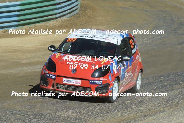 http://v2.adecom-photo.com/images//1.RALLYCROSS/2019/RALLYCROSS_FALEYRAS_2019/TWINGO/LE_BOUDOUIL_Arthur/46A_0662.JPG