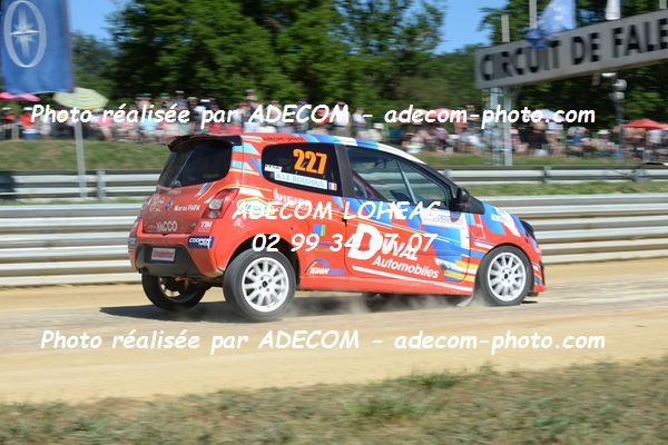 http://v2.adecom-photo.com/images//1.RALLYCROSS/2019/RALLYCROSS_FALEYRAS_2019/TWINGO/LE_BOUDOUIL_Arthur/46A_2309.JPG