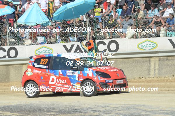 http://v2.adecom-photo.com/images//1.RALLYCROSS/2019/RALLYCROSS_FALEYRAS_2019/TWINGO/LE_BOUDOUIL_Arthur/46A_3615.JPG