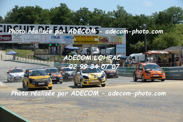 http://v2.adecom-photo.com/images//1.RALLYCROSS/2019/RALLYCROSS_FALEYRAS_2019/TWINGO/LORTIE_Christophe/46A_3341.JPG