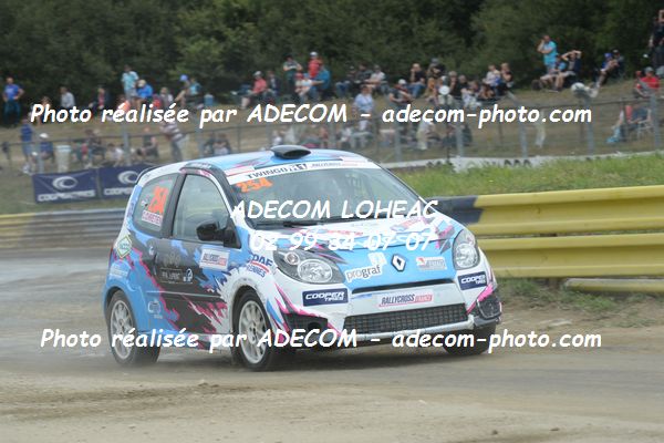 http://v2.adecom-photo.com/images//1.RALLYCROSS/2019/RALLYCROSS_KERLABO_2019/TWINGO_CUP/CHRETIEN_Constance/57A_4713.JPG