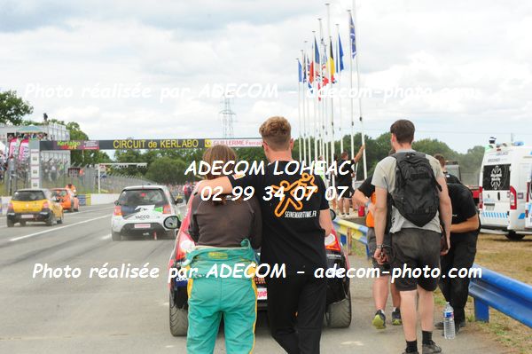 http://v2.adecom-photo.com/images//1.RALLYCROSS/2019/RALLYCROSS_KERLABO_2019/TWINGO_CUP/CHRETIEN_Constance/57E_3657.JPG