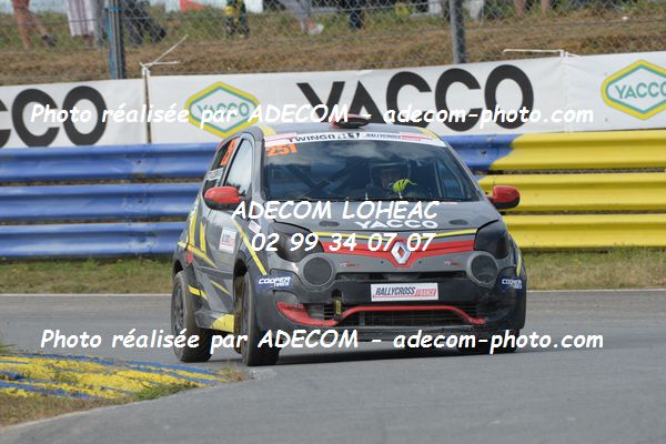 http://v2.adecom-photo.com/images//1.RALLYCROSS/2019/RALLYCROSS_KERLABO_2019/TWINGO_CUP/CUSIMANO_Alain/57A_3631.JPG